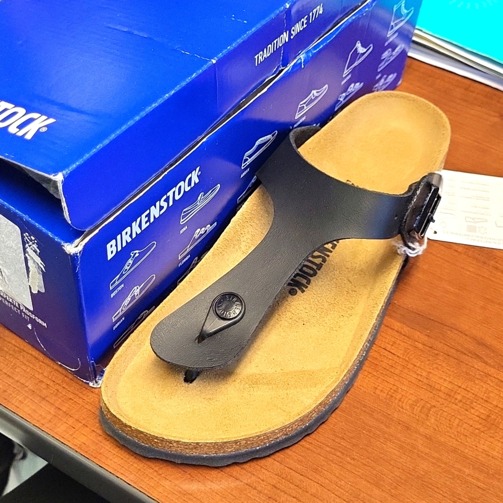 New Birkenstock Sandals - 10